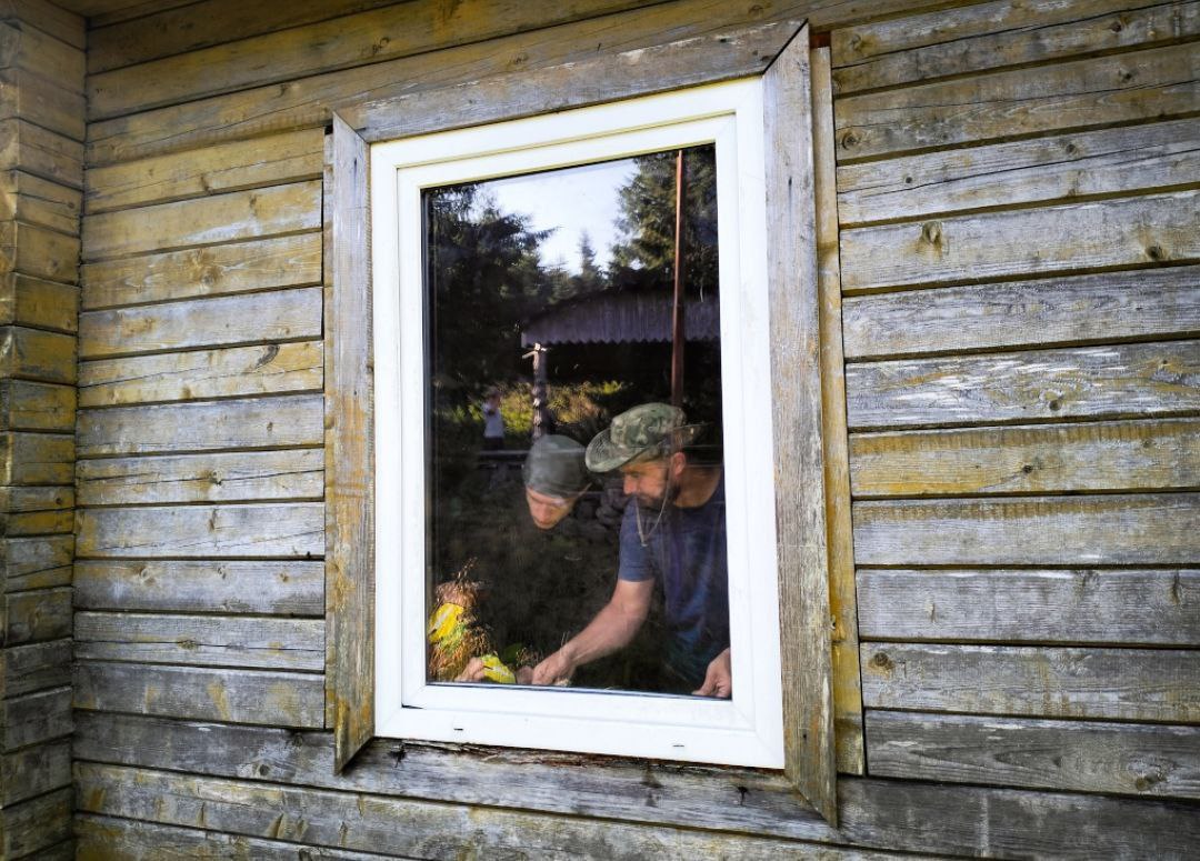 заміна вікон в туристичному будиночку